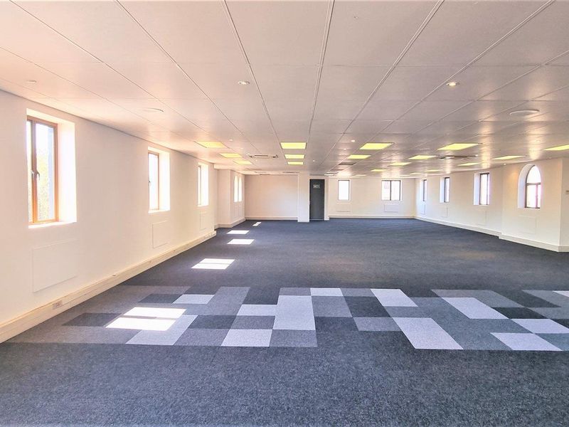 Office space to let on the first floor of 5 Mellis Road in Rivonia - Photo 5