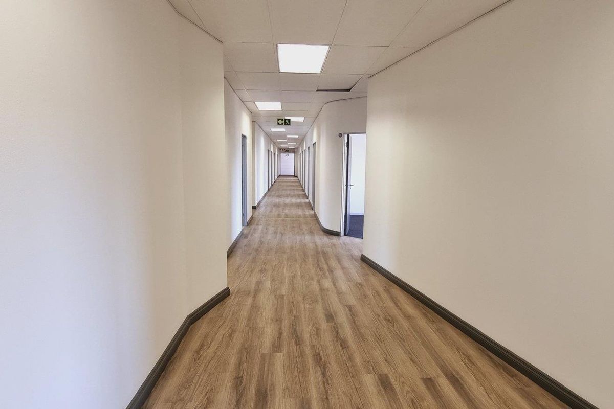 Office space available to let in 5 Mellis Road - Photo 5