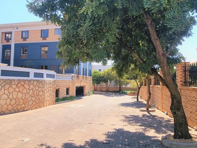 Office space available to let in 5 Mellis Road - Photo 2