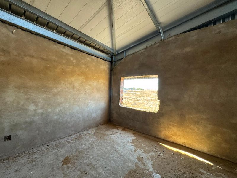 Prime Industrial Property for Sale in Secunda, located near Sasol's main entrance - Photo 9