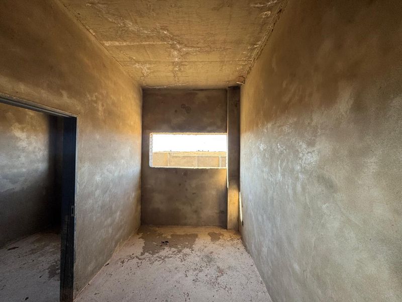 Prime Industrial Property for Sale in Secunda, located near Sasol's main entrance - Photo 7