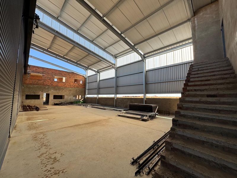 Prime Industrial Property for Sale in Secunda, located near Sasol's main entrance - Photo 5