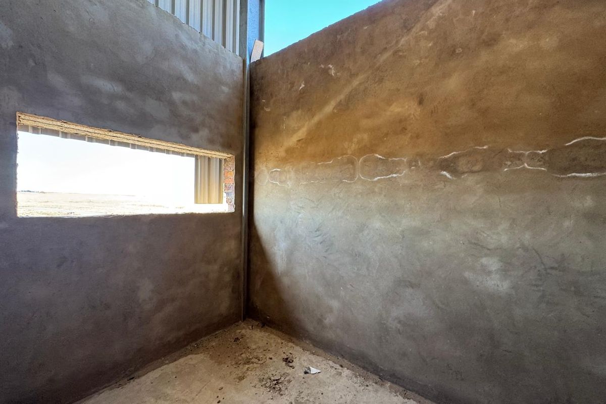 Prime Industrial Property for Sale in Secunda, located near Sasol's main entrance - Photo 2