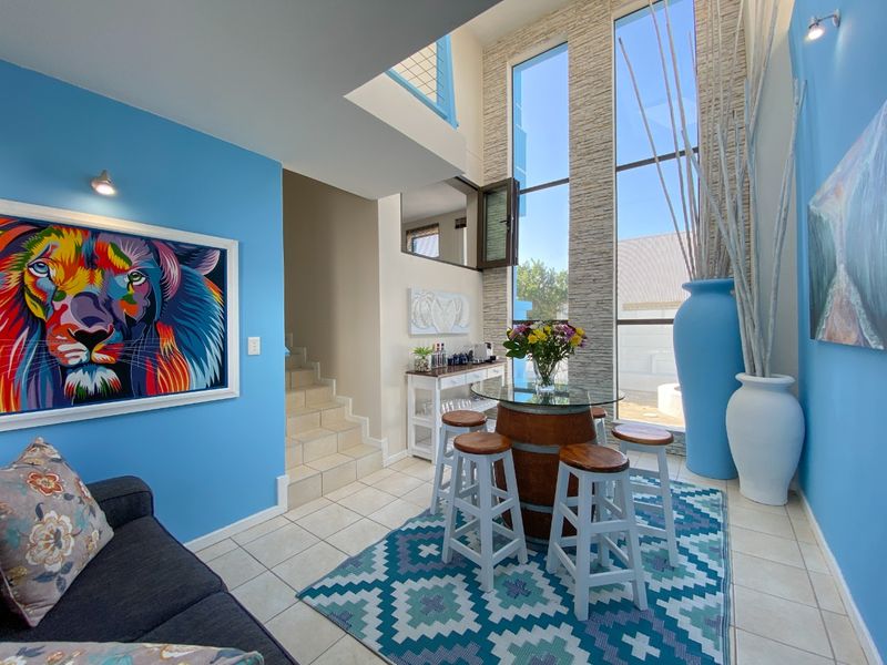 8 Bedroom Guest house with ocean view. - Photo 6