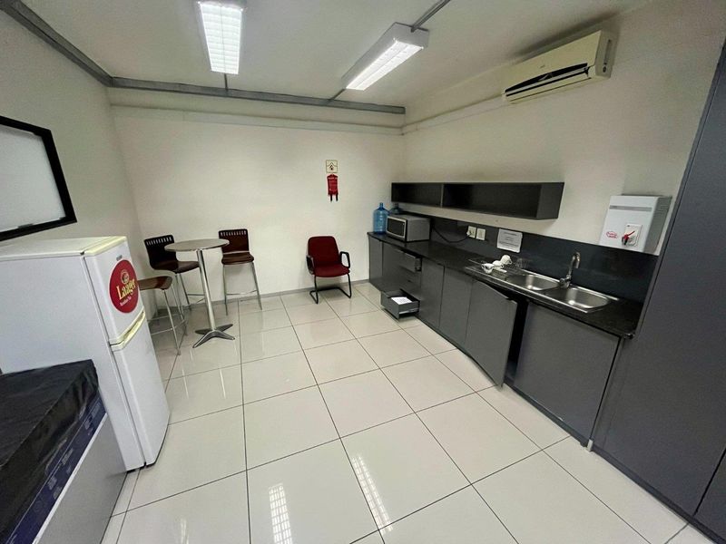 Commercial office space for sale in Houghton - Photo 8