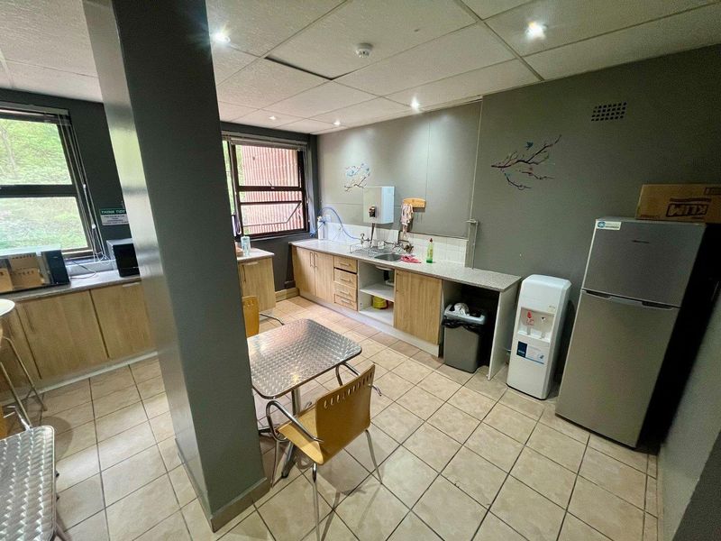 Commercial office space for sale in Houghton - Photo 9