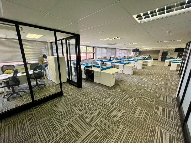 Commercial office space for sale in Houghton - Photo 3