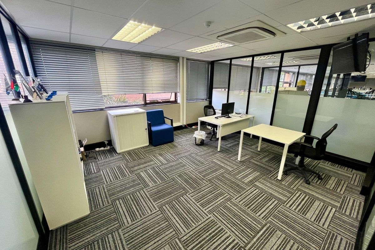 Commercial office space for sale in Houghton - Photo 4