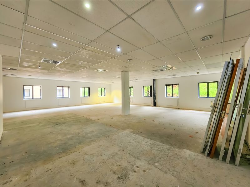 197m2 Ground Floor Office to Let in Clearwater Office Park - Photo 10