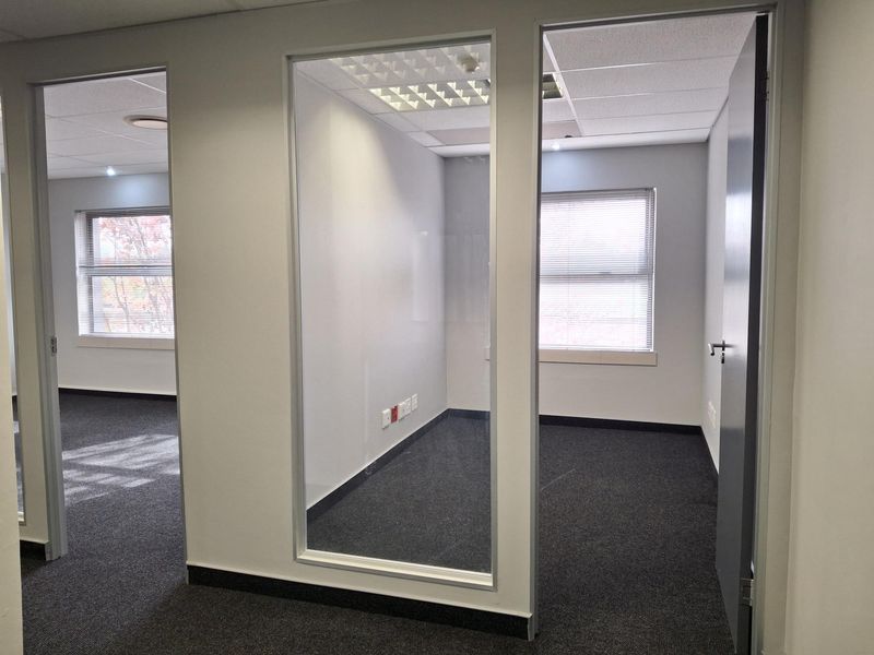 Power-Secure Offices in Faerie Glen with Round-the-Clock Security - Photo 7