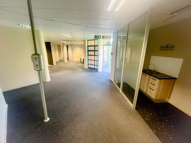 Commercial office space to et - Photo 7