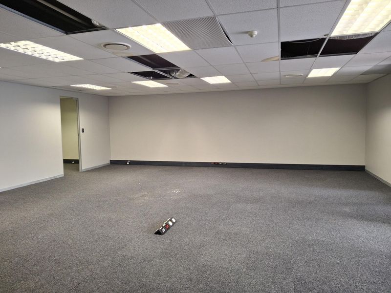 REVAMPED OFFICE PARK WITH BACK UP POWER & 24/7 SECURITY - RENT DIRECTLY FROM THE LANDLORD! - Photo 6