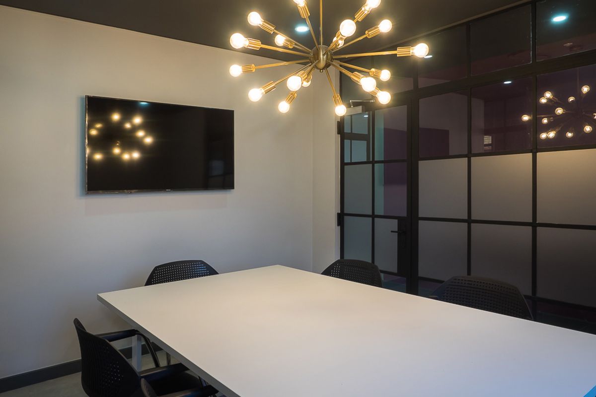 Office Suites Available with 24-hour access – Faerie Glen! - Photo 2