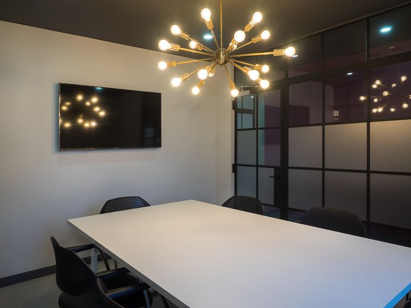 Office Suites Available with 24-hour access – Faerie Glen! - Photo 2