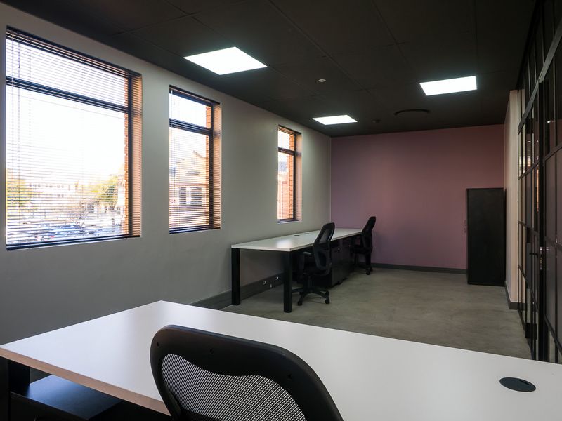 Office Suites Available with 24-hour access – Faerie Glen! - Photo 5