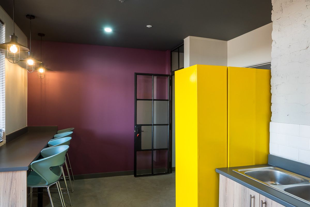 Office Suites Available with 24-hour access – Faerie Glen! - Photo 4