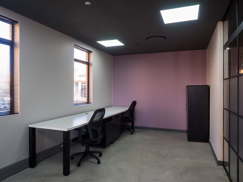 Office Suites Available with 24-hour access – Faerie Glen! - Photo 9