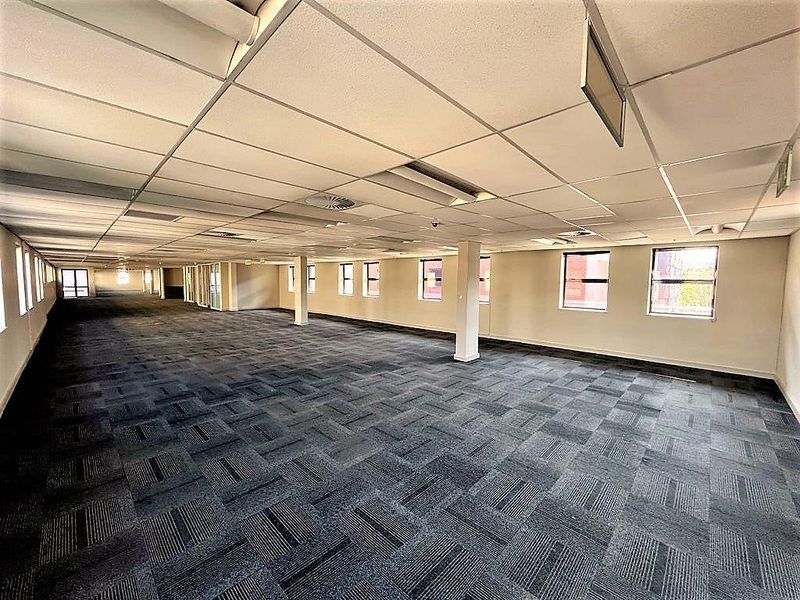 Commercial office space to let in Waverley - Photo 5