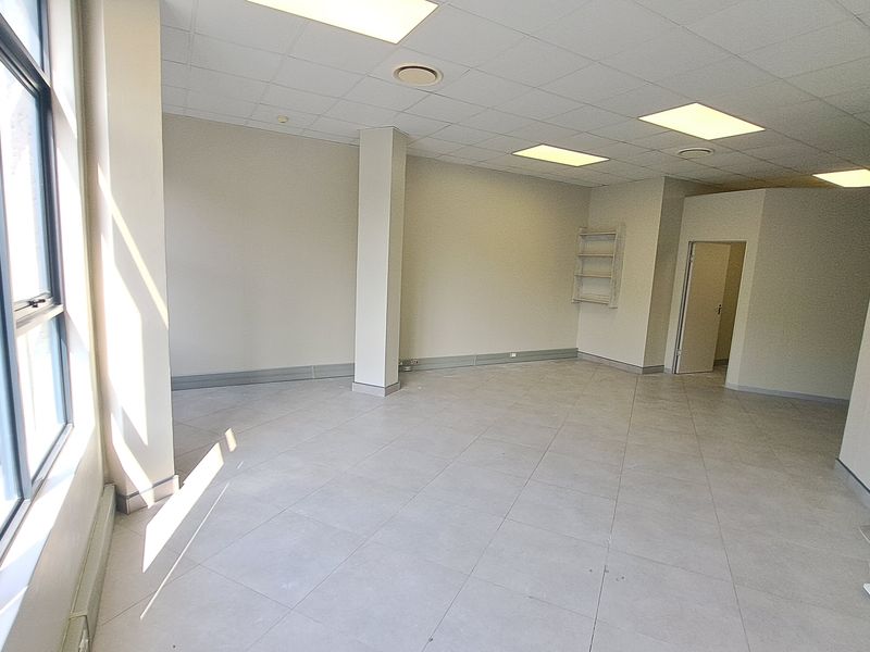 45.18m2 First Floor Office at Mzingazi Golf Estate - Photo 1
