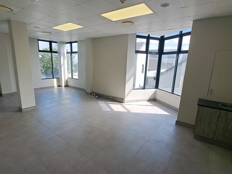 Well Located 51.55m2 Office to Let at Mzingazi Office Park - Photo 1