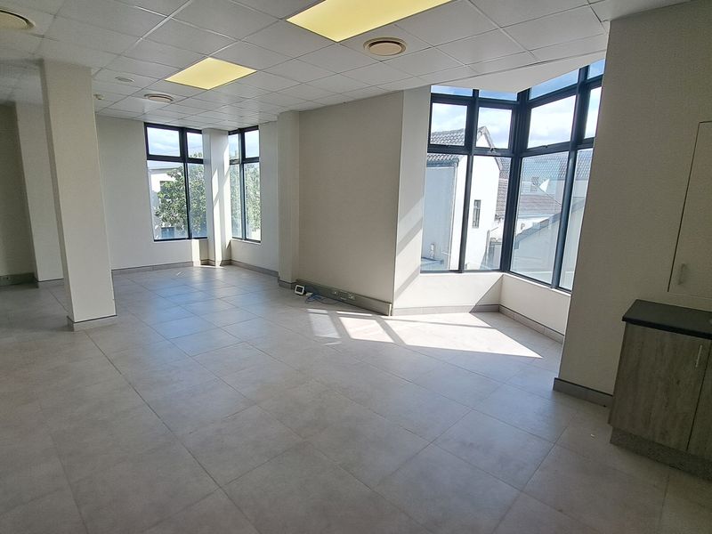 Well Located 51.55m2 Office to Let at Mzingazi Office Park - Photo 2