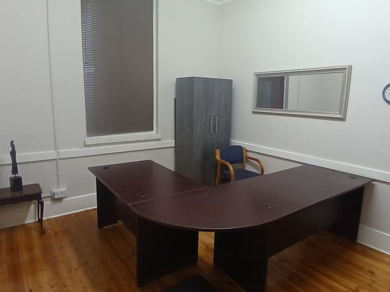 Prime Co-Working Office Space to Let in the Heart of Town - Photo 1