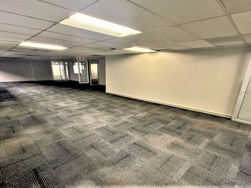 Office space to let in Waverley - Photo 9