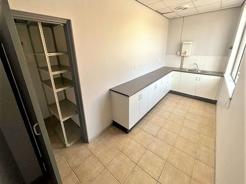 Office space to let - Photo 4