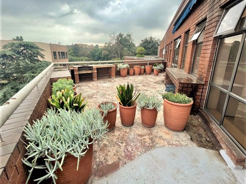 Office space to let - Photo 10