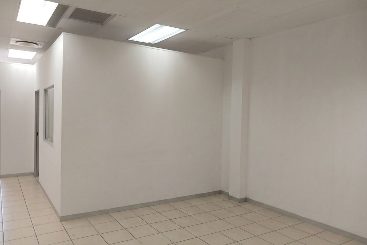 77 sqm Office Space To Let – Empangeni Central - Photo 2