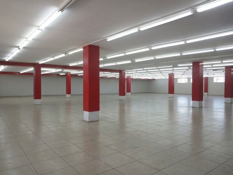 1700 sqm Commercial Property To Let – Richards Bay Central - Photo 4