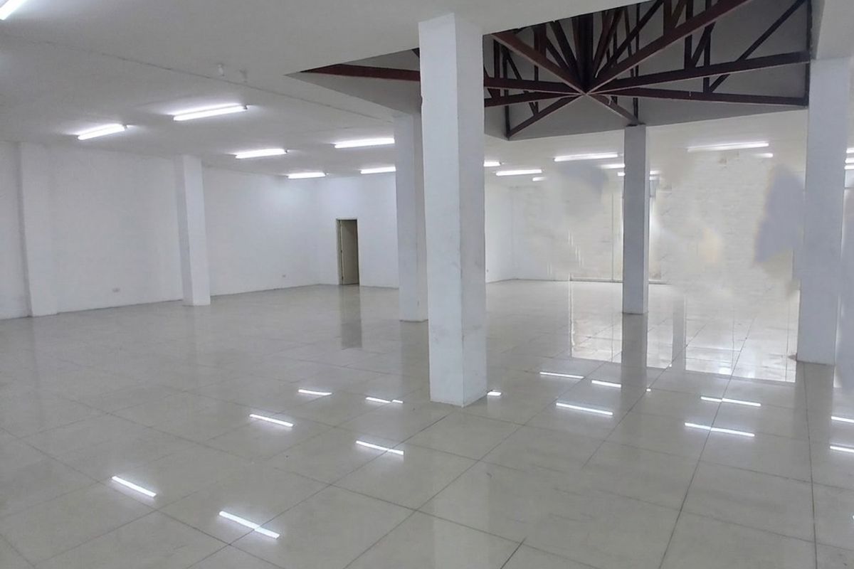 1700 sqm Commercial Property To Let – Richards Bay Central - Photo 5