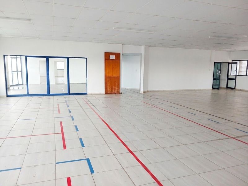 660 sqm Commercial Property To Let – Empangeni Central - Photo 2
