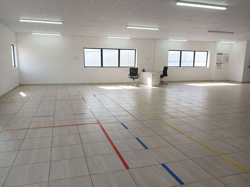 660 sqm Commercial Property To Let – Empangeni Central - Photo 3