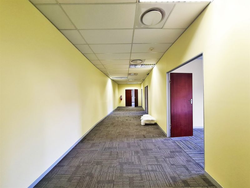 326m2 Office to Let in Quadrum Office Park - Photo 6