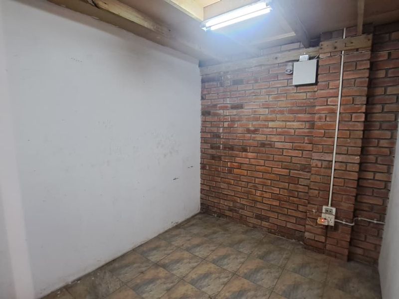 Well-Located 98m2 Workshop To Let in Alton, Richards Bay - Photo 6
