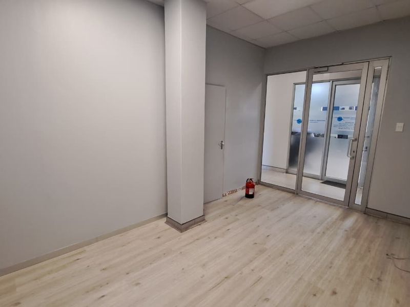 59.18m2 Office Suite To Let | Secure Golf Estate Business Address - Photo 5