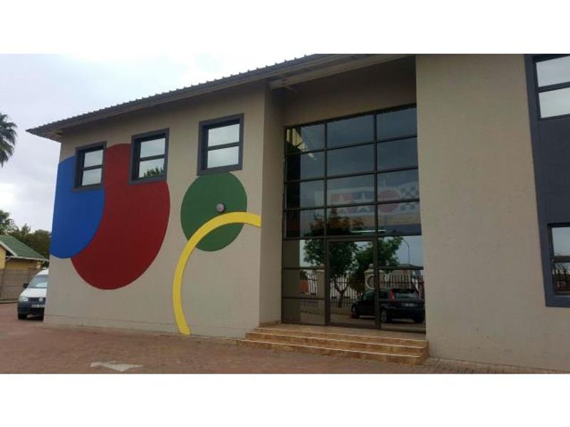 Retail shop with offices for sale in Secunda - Photo 6