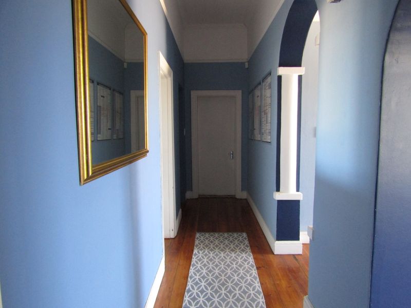 Prime Location - Photo 6