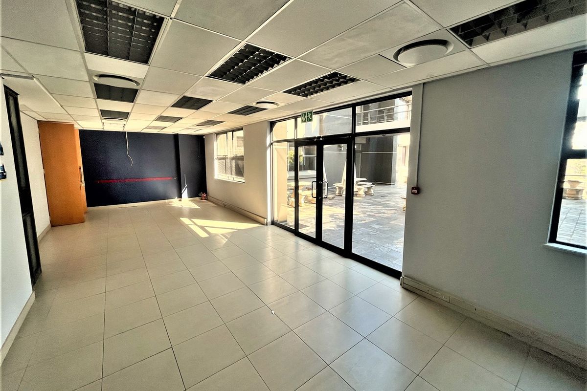 Office space to let - Photo 2