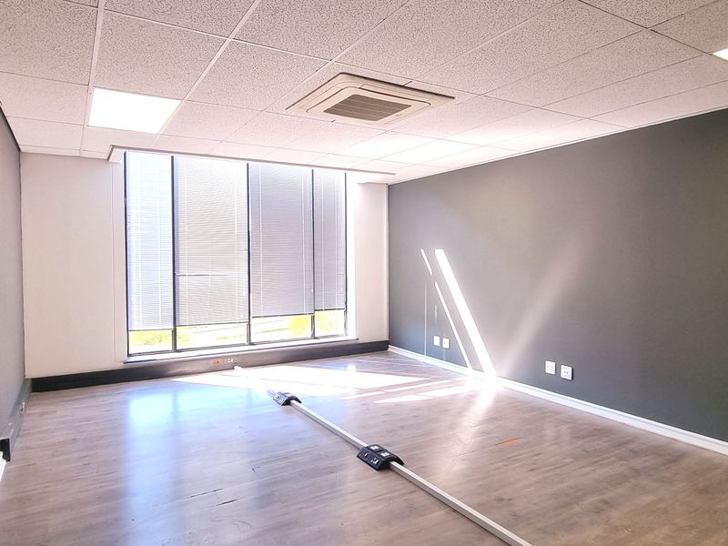 Office space to let in Silverstream Office Park in Bryanston. - Photo 7