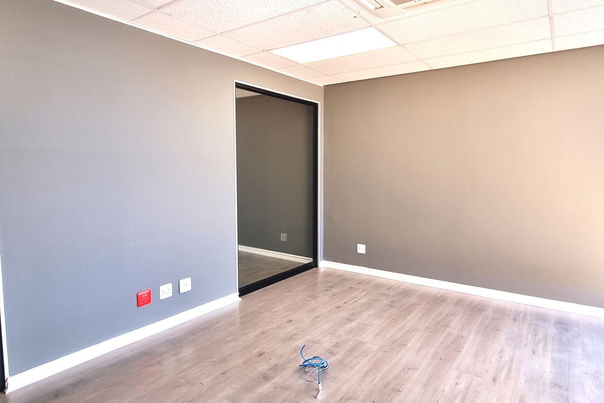 Office space to let in Silverstream Office Park in Bryanston. - Photo 4