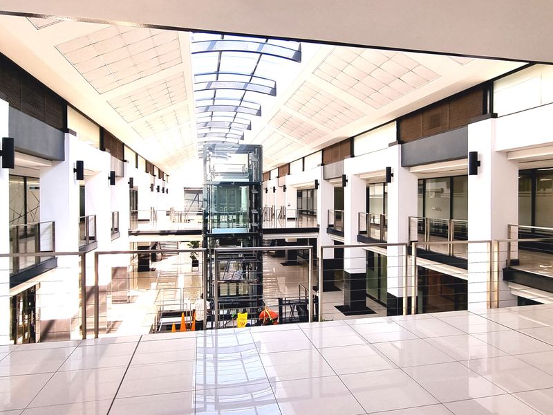 Office space to let in Silverstream Office Park in Bryanston. - Photo 2