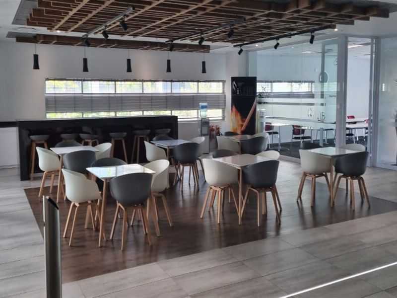 Office space to let in Sandhurst, Sandton - Photo 2