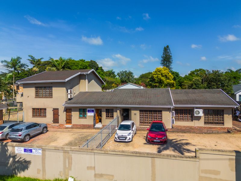 Impressive Commercial Property in the Sarnia/Hatton Estate Heartbeat - Photo 4