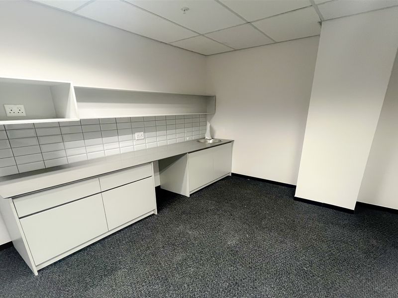 Office space to let - Photo 4