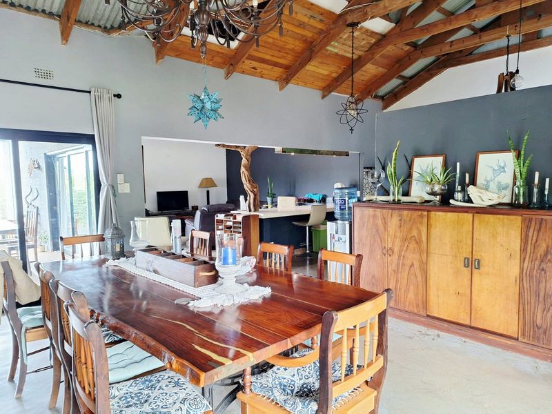 Farm for Sale with Chalets – Prime Investment Opportunity near Hluhluwe, KwaZulu-Natal - Photo 4