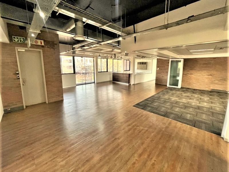 Office space to let in Rosebank - Photo 9