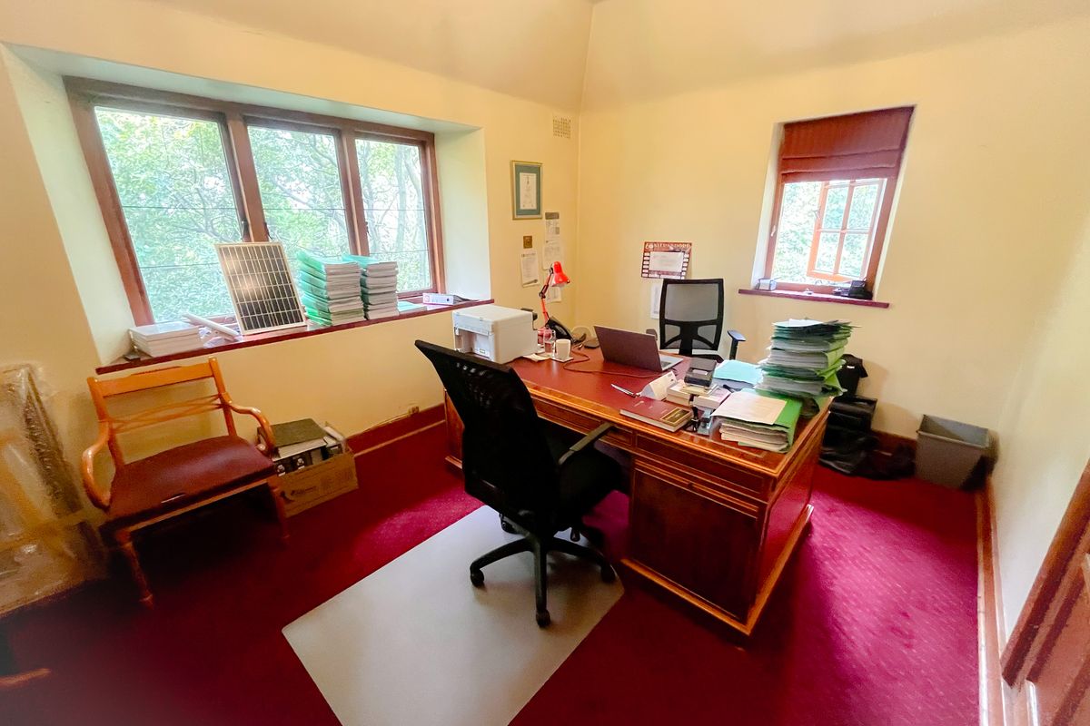 Office space for sale in Parktown - Photo 4