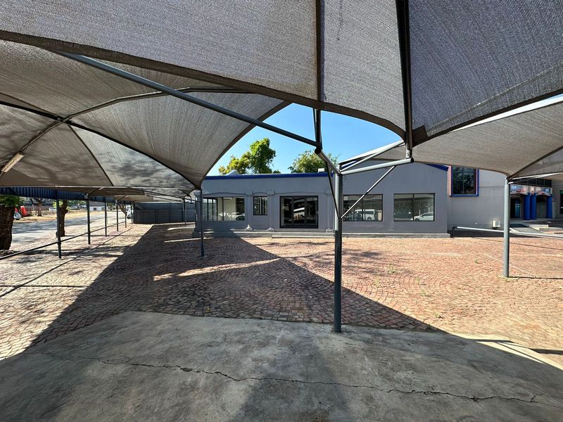 Prime Commercial Investment Opportunity: Four Retail Spaces on a bustling street! - Photo 4